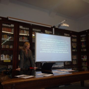 2-La dott.ssa Marletta durante la sua lectio