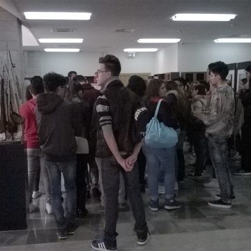 16- visitatori alla mostra